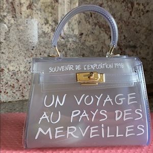 cross body/mini bag comes shoulder strap